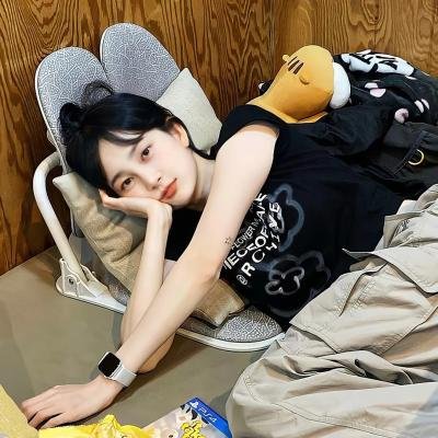 冲浪美眉